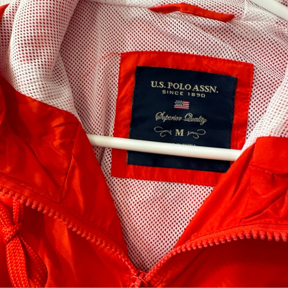 U. S. Polo Assn Raincoat/Windbreaker Hoodie Red/Blue/White Medium Unisex - Picture 2 of 12